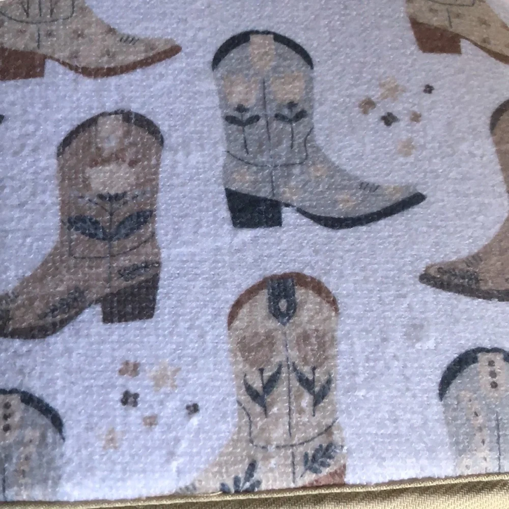 Jessica Simpson Western Cowboy Boot Dish Drying Mats in Beige and White
